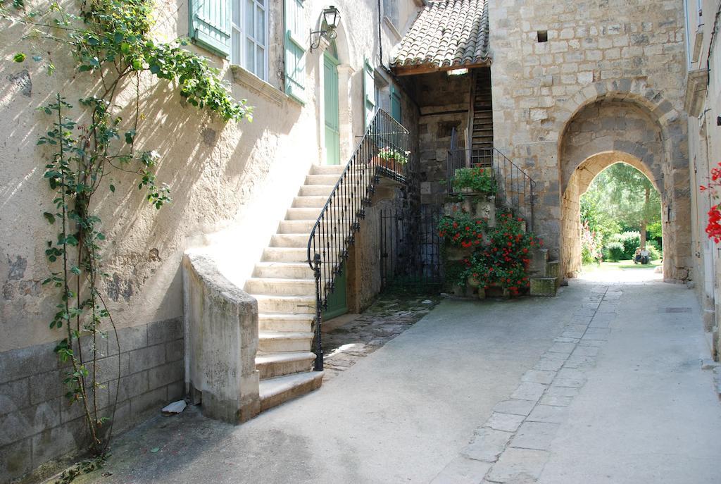 La Maison Des Cornieres Fources Exterior photo