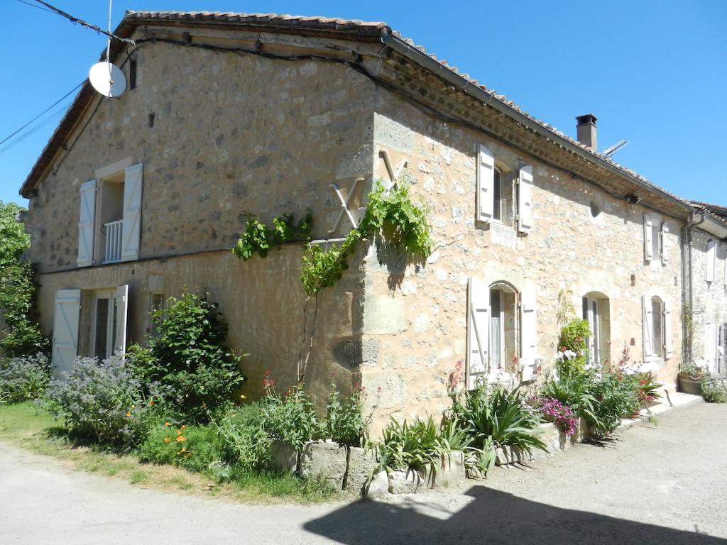 La Maison Des Cornieres Fources Exterior photo